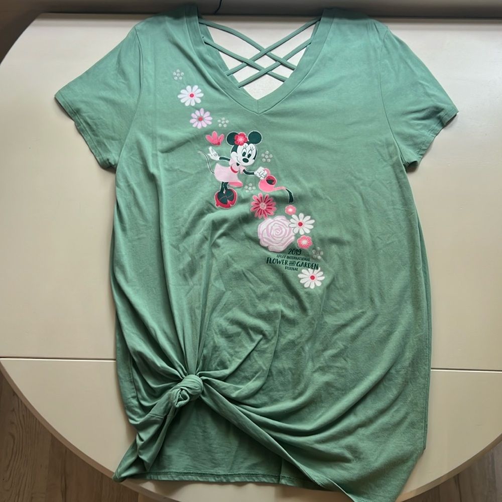 Disney Parks 2019 International Flower Garden Festival Women’s Green Tunic Tee